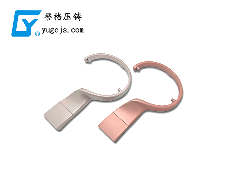 近些年<div   id=